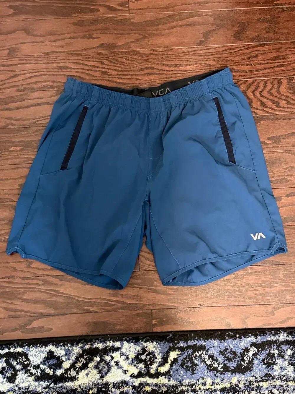 RVCA Men’s Athletic Performance Shorts Blue Size Medium